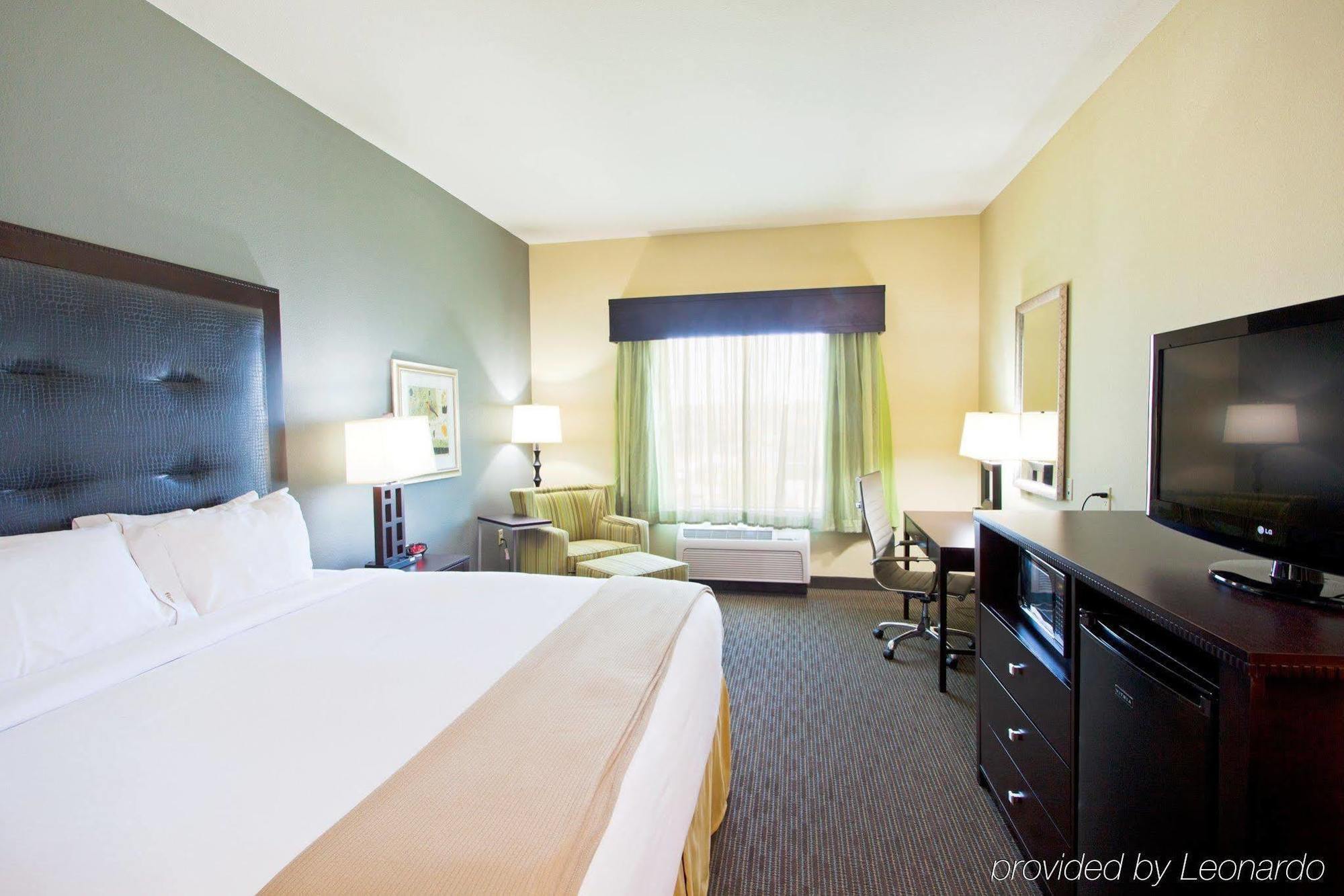 Holiday Inn Express Waycross Exteriér fotografie