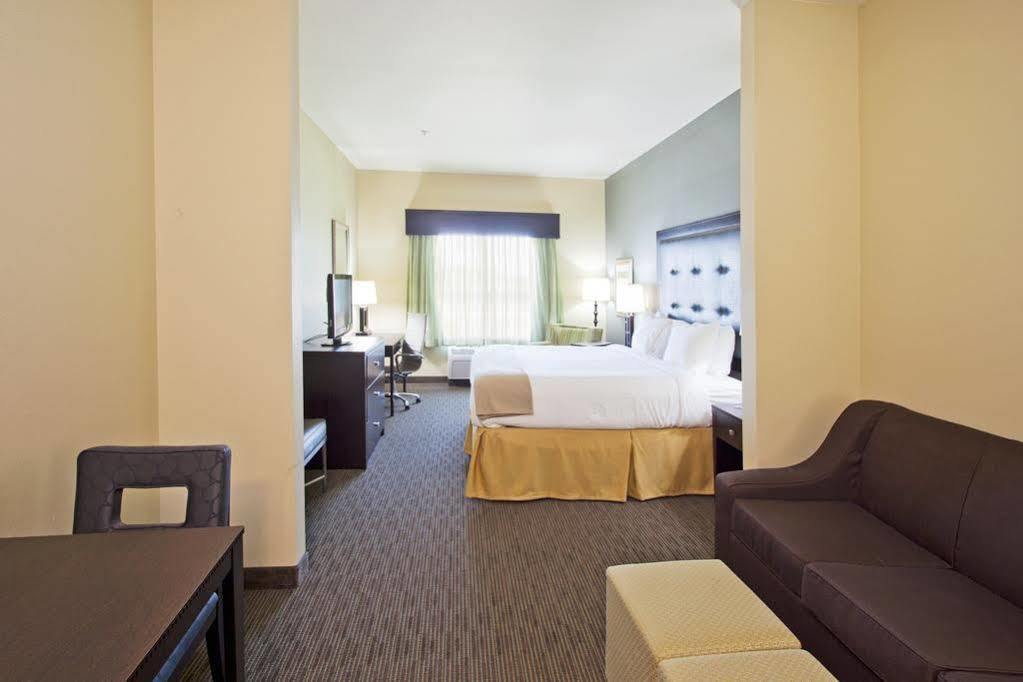 Holiday Inn Express Waycross Exteriér fotografie