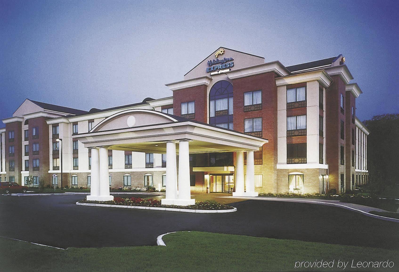 Holiday Inn Express Waycross Exteriér fotografie